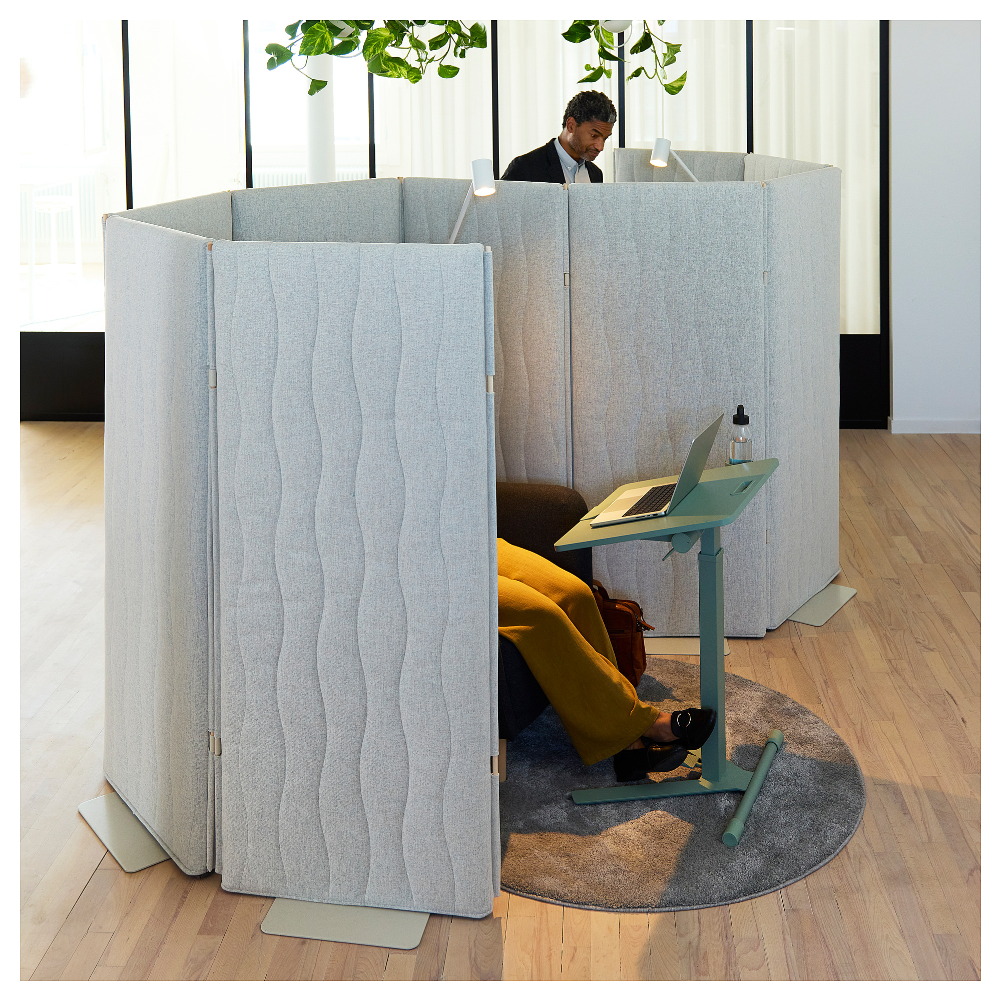 MITTZON acoustic screen, floor standing