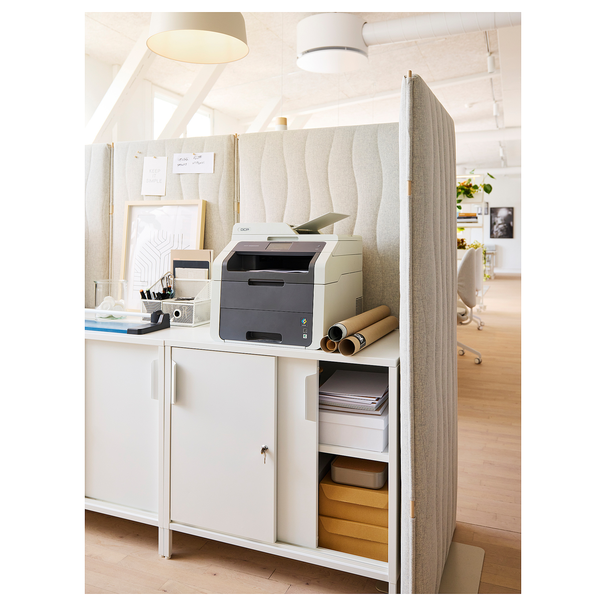 MITTZON acoustic screen, floor standing