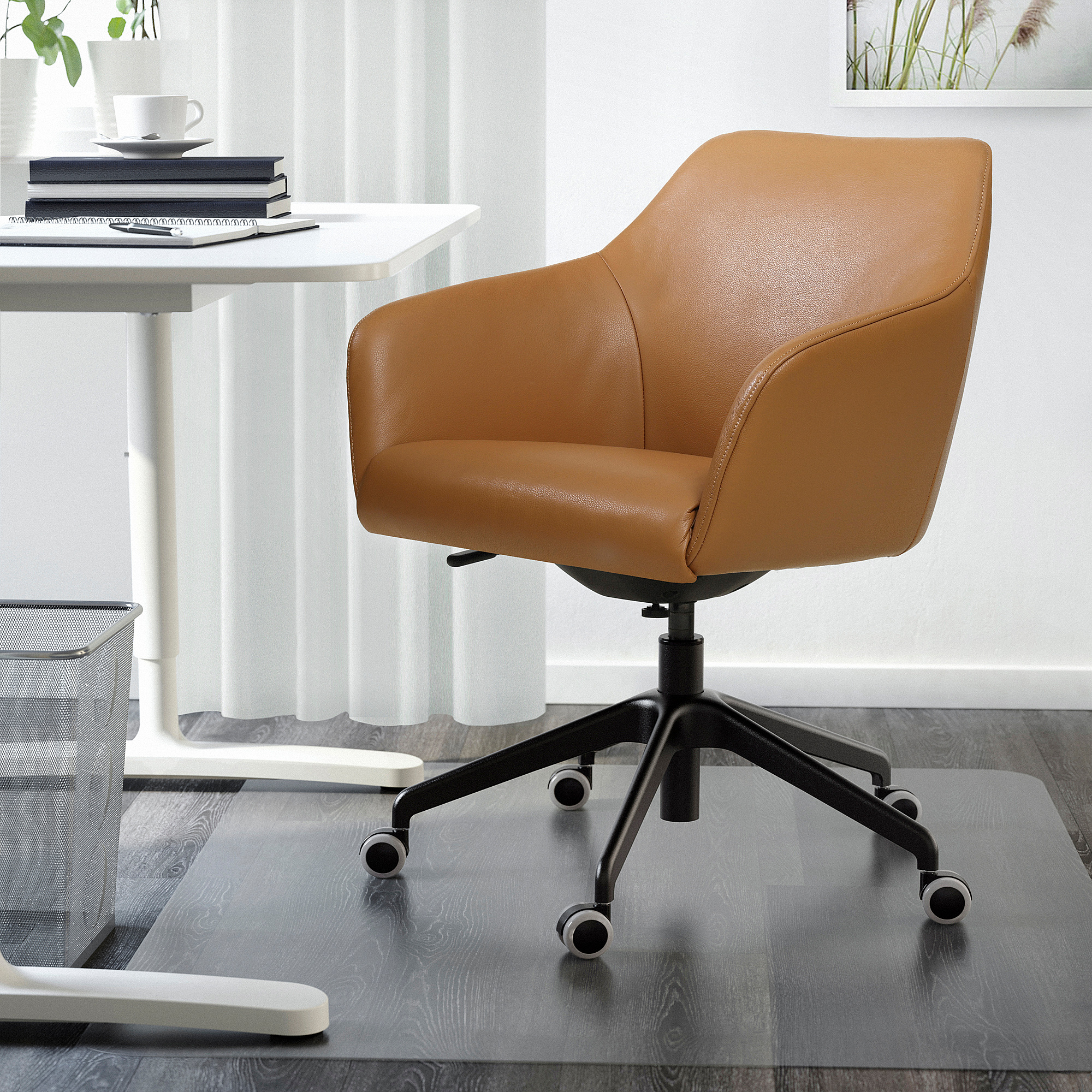 LÅNGFJÄLL/TOSSBERG conference chair