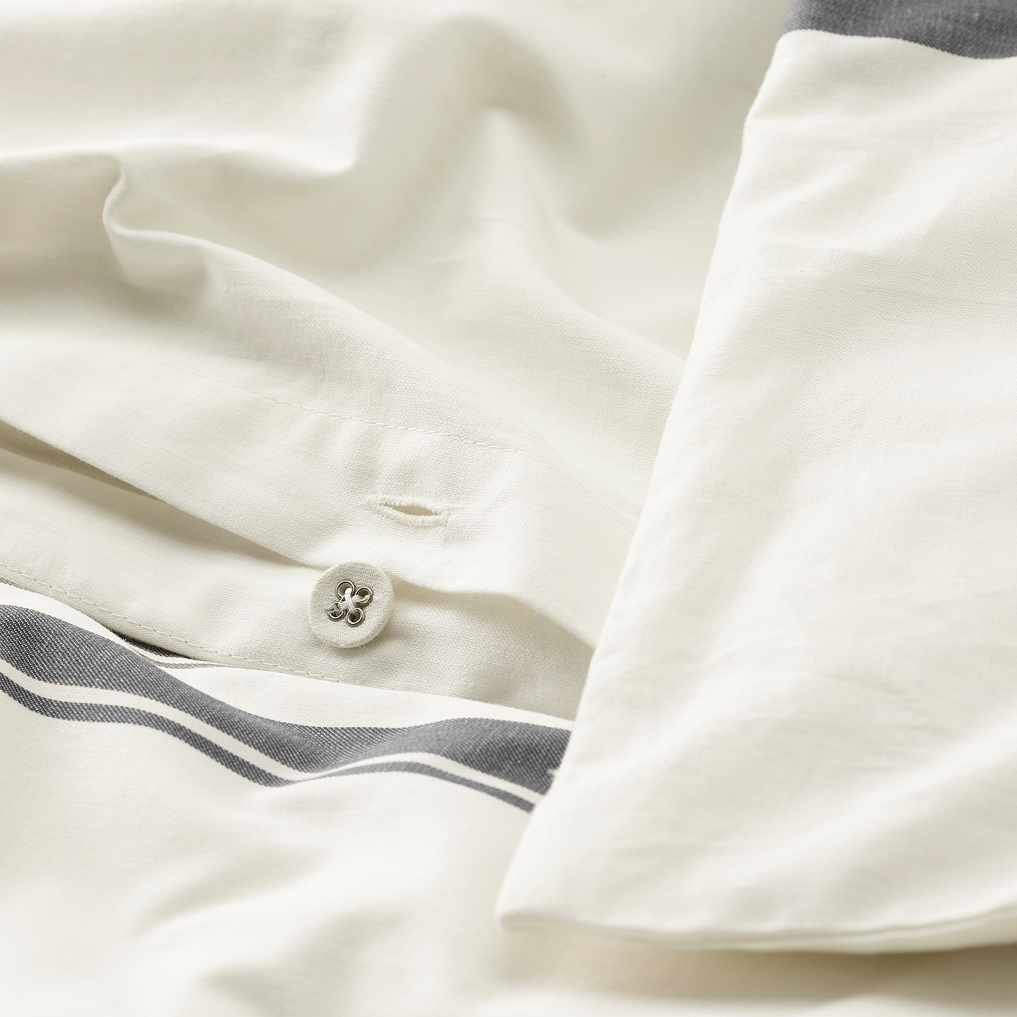 JÄTTEFRÄKEN duvet cover and 2 pillowcases