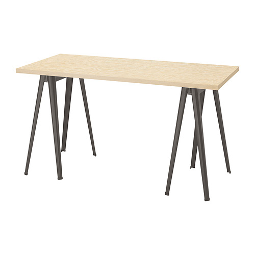 MITTCIRKEL/NÄRSPEL desk