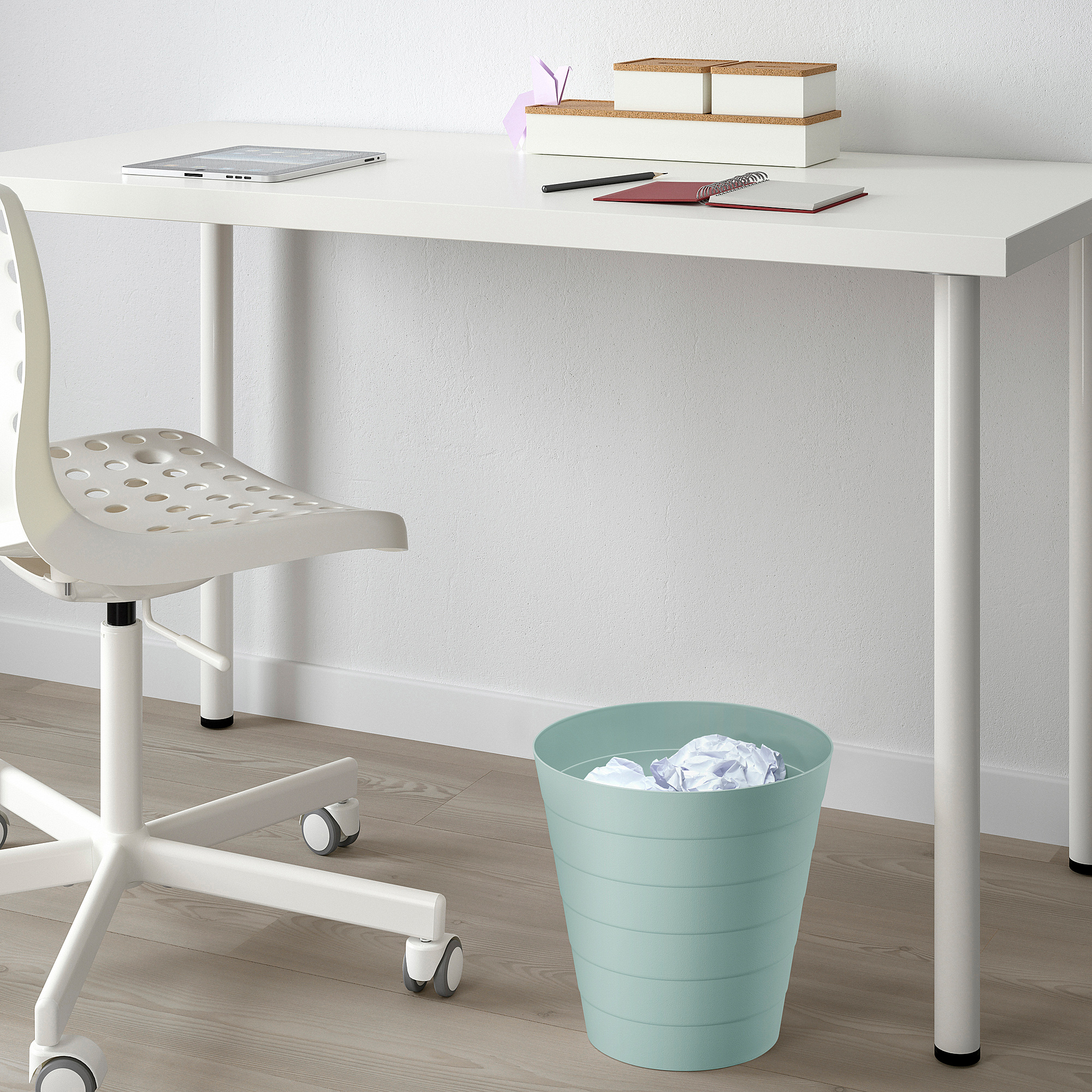 FNISS waste bin
