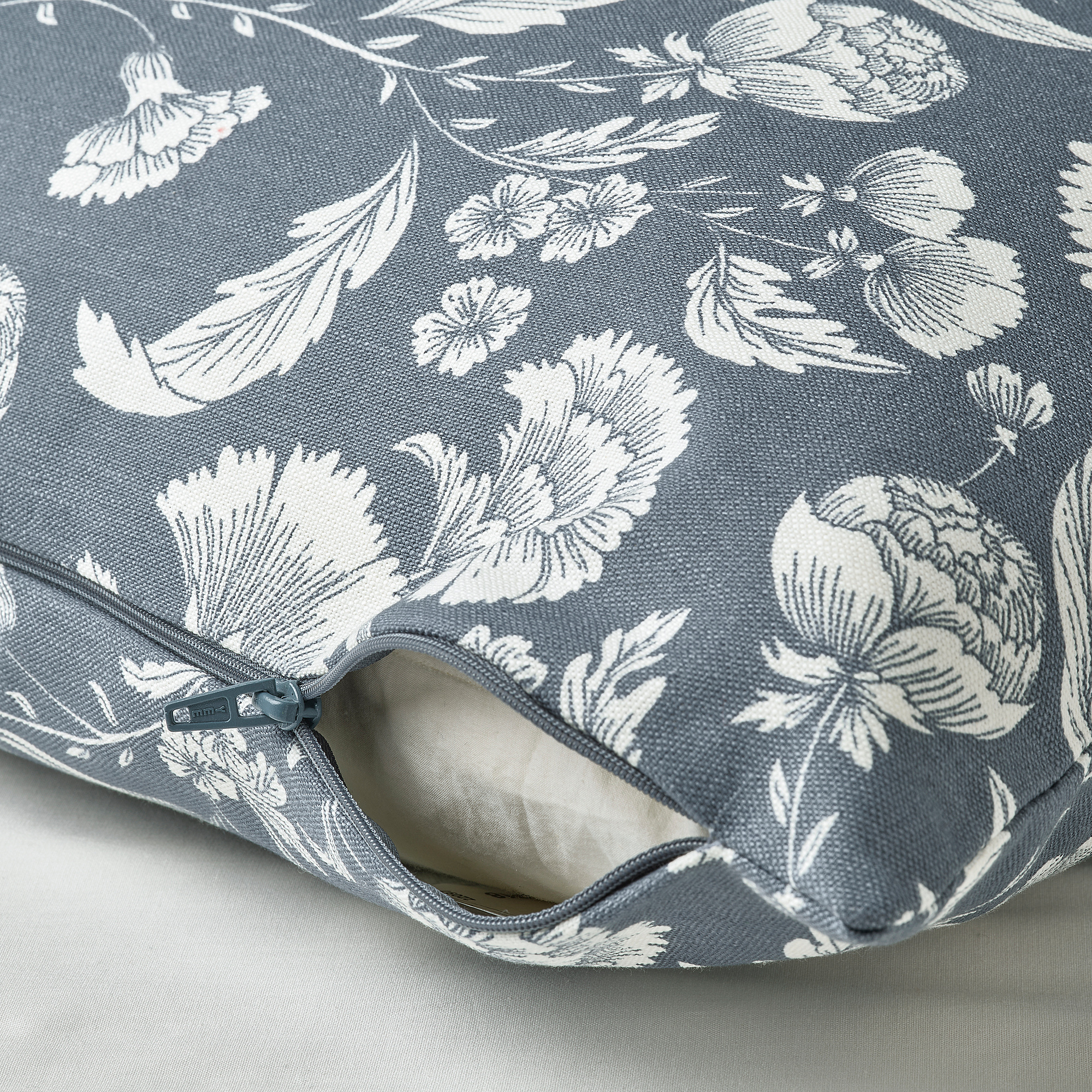 IDALINNEA cushion cover