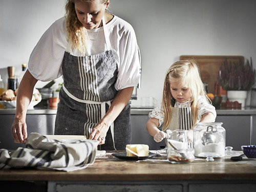 MARIATHERES children's apron