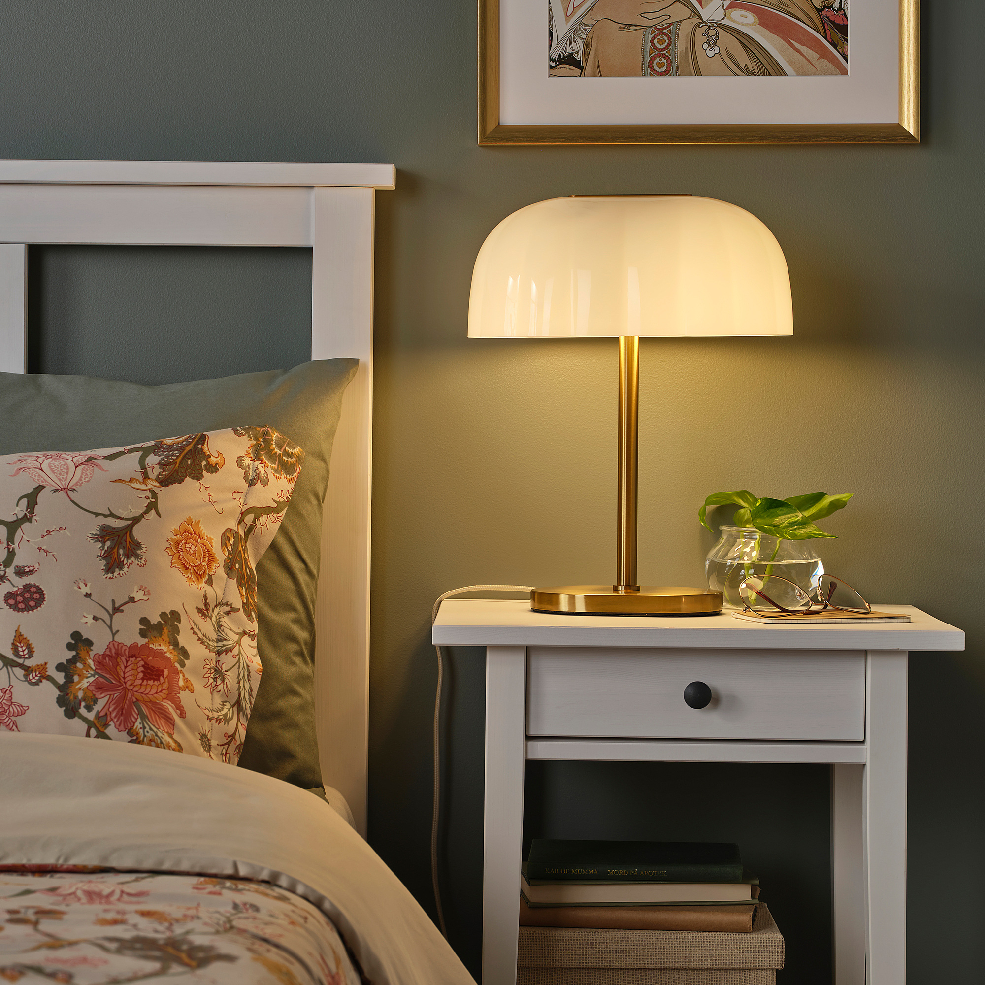AKTERSPRING table lamp