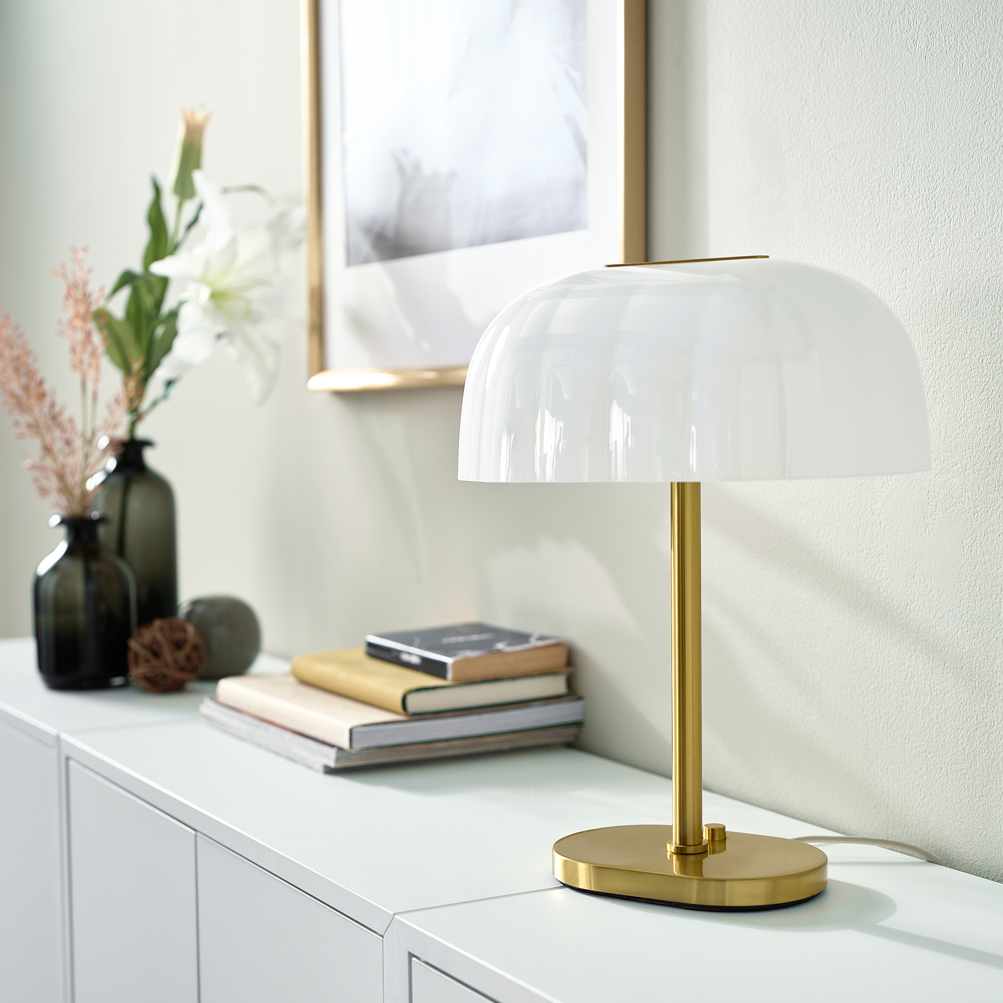 AKTERSPRING table lamp