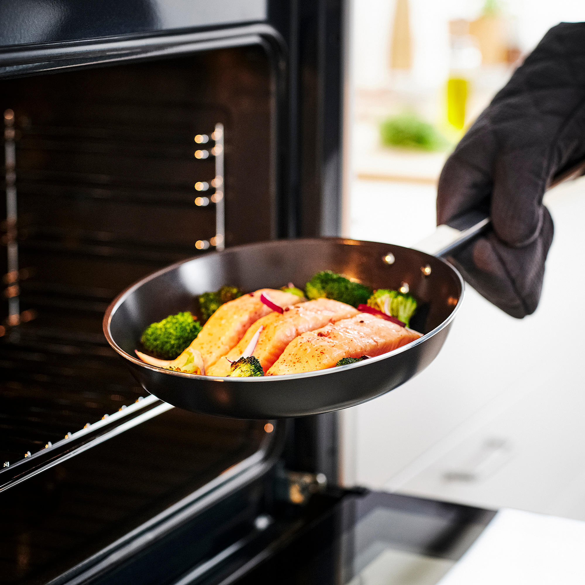 GULDÖRING frying pan