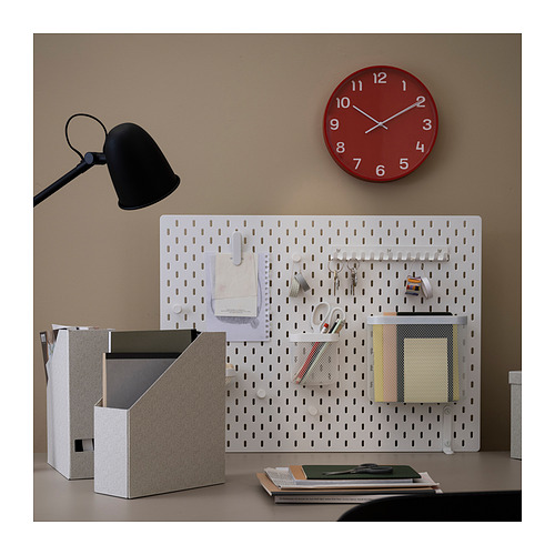 PLUTTIS wall clock