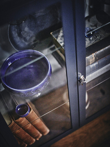 FABRIKÖR glass-door cabinet