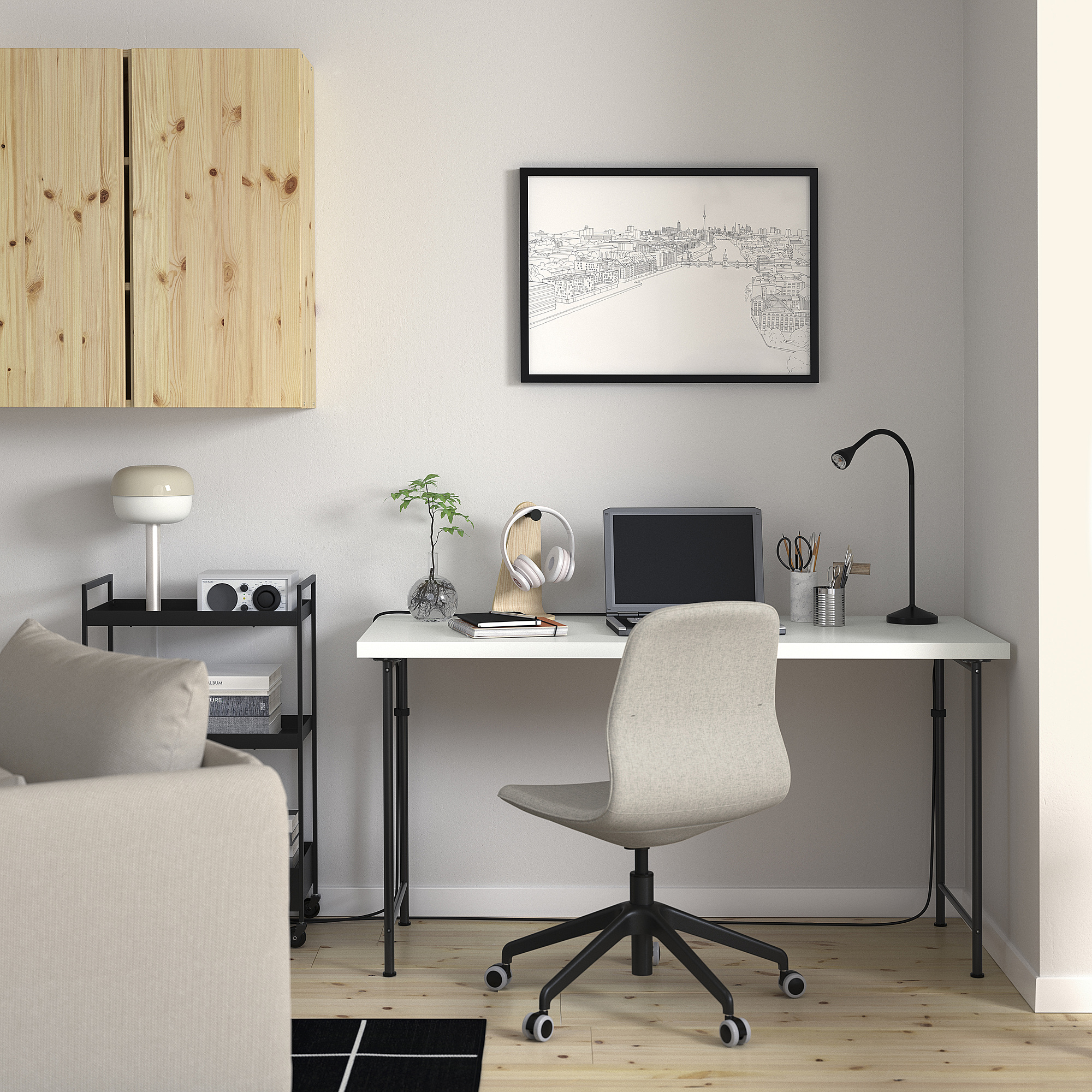 LAGKAPTEN/SPÄND desk
