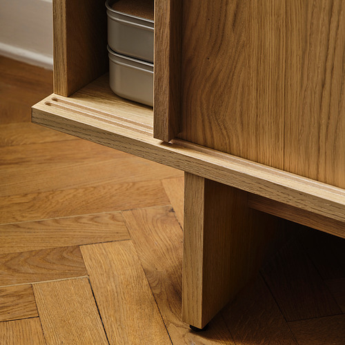 STOCKHOLM 2025 TV bench with sliding doors