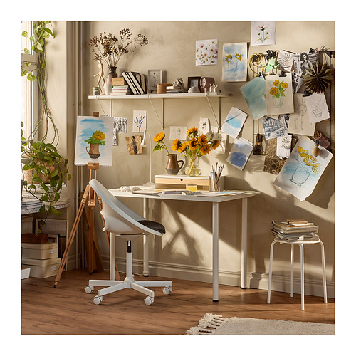 LAGKAPTEN/ADILS 書檯