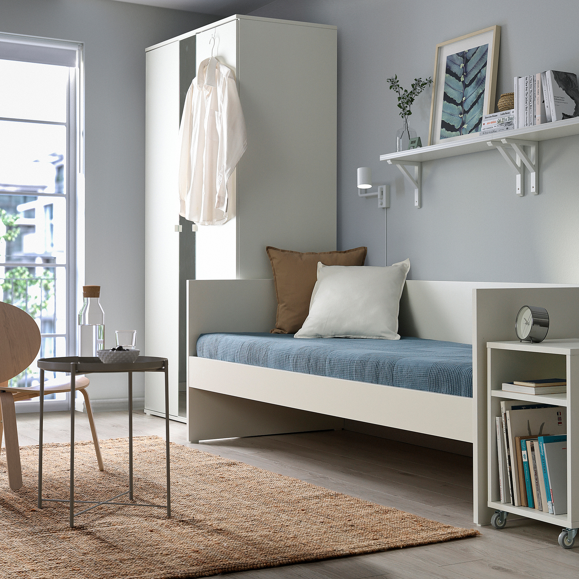 VIHALS day-bed with 1 mattress