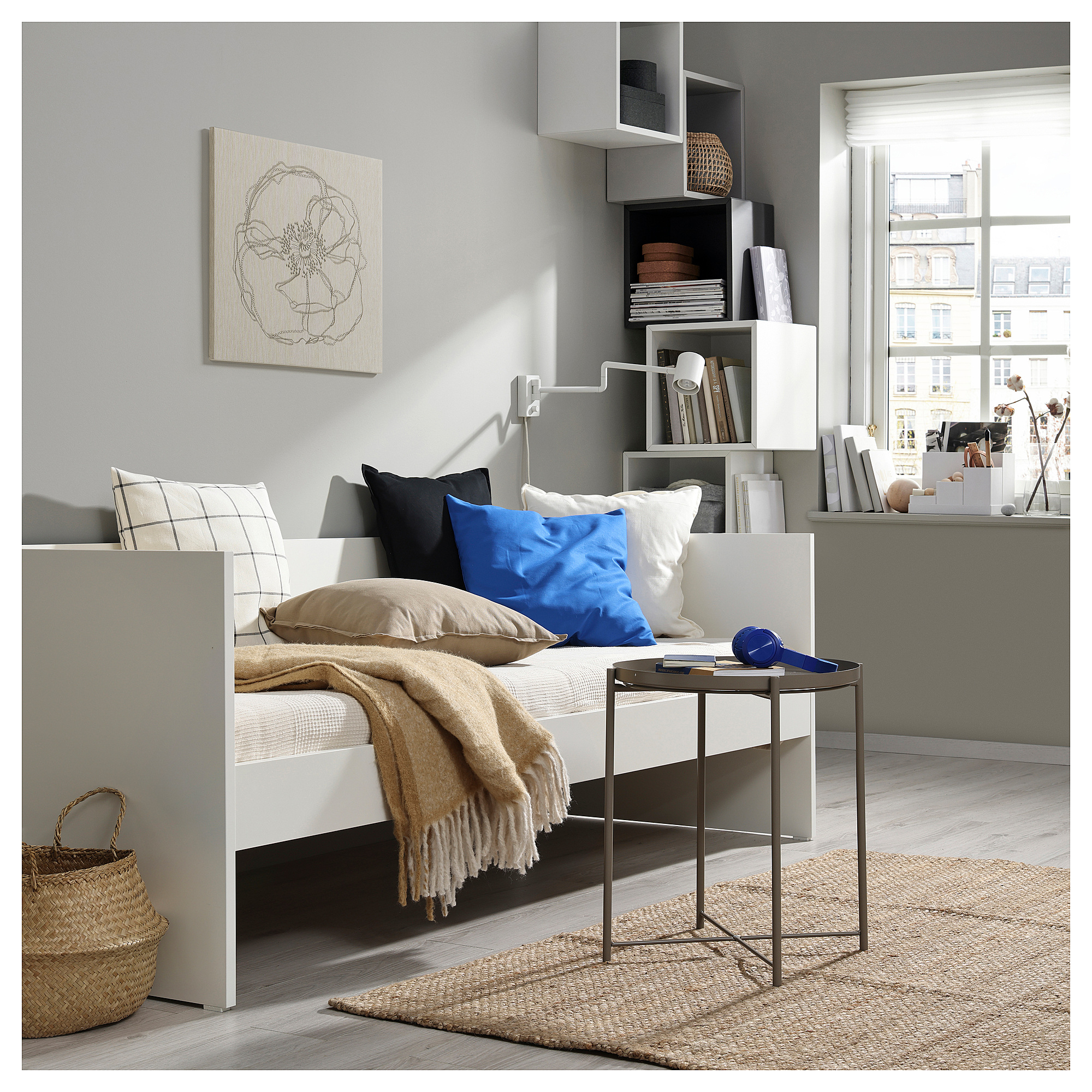 VIHALS day-bed with 1 mattress