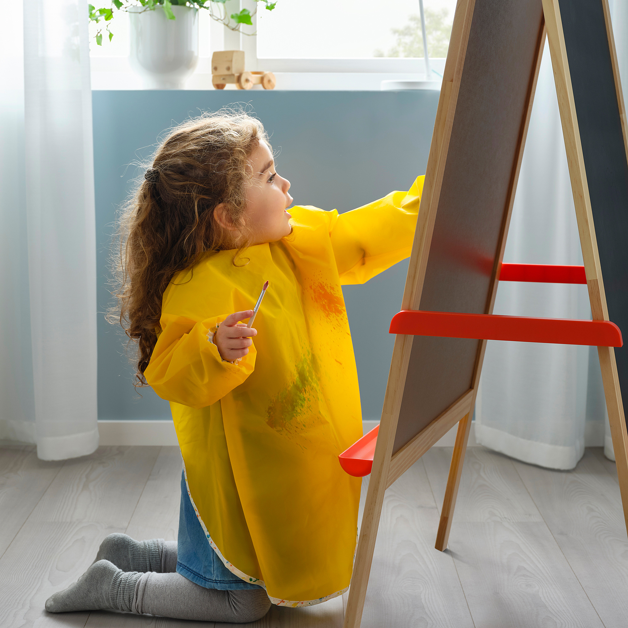MÅLA easel