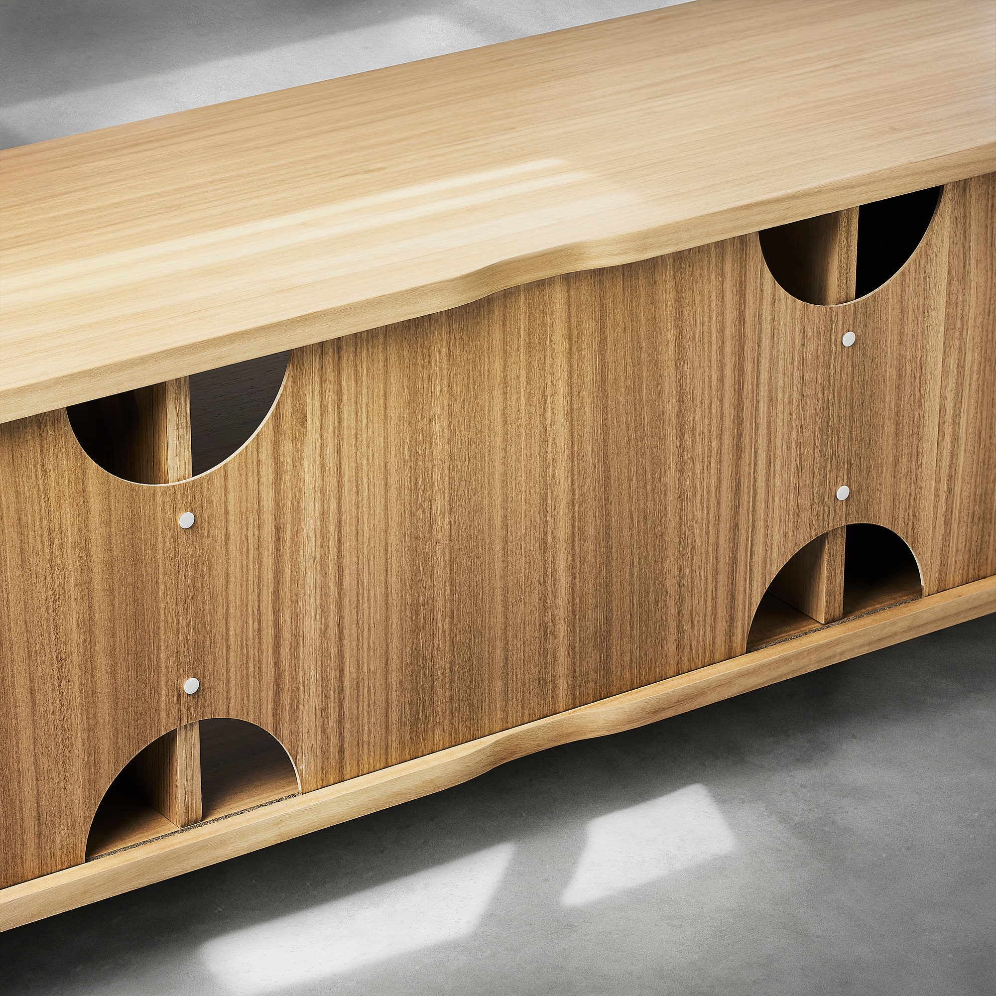 FRYKSÅS TV bench
