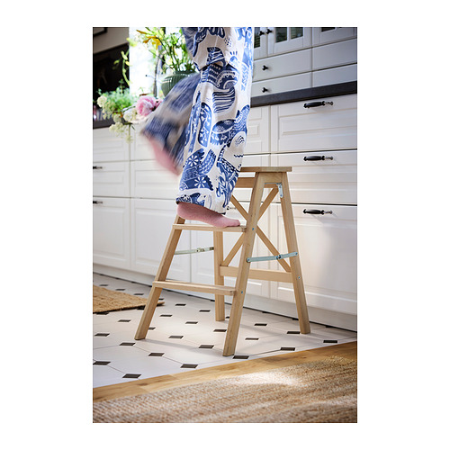 BEKVÄM step stool