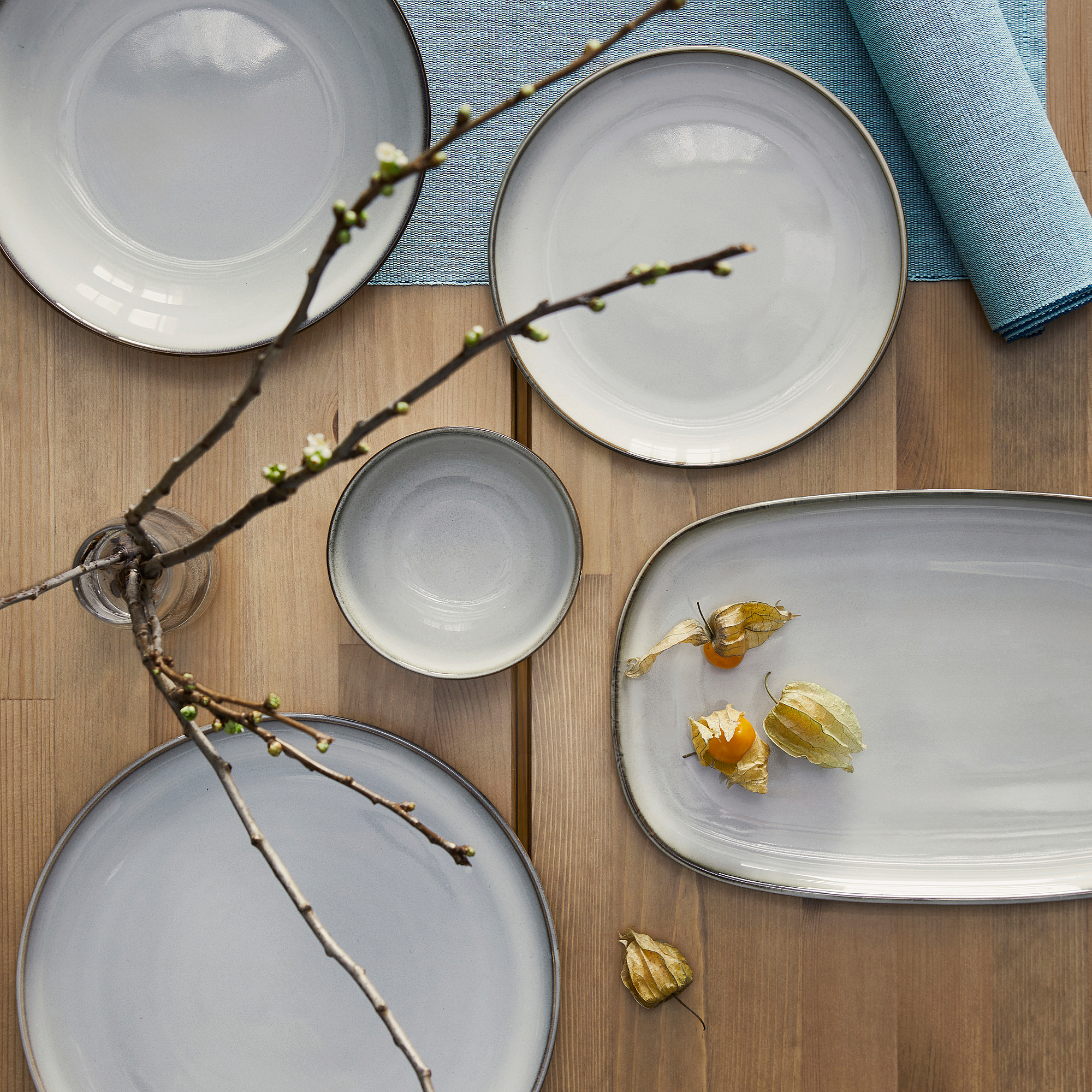 GLADELIG plate