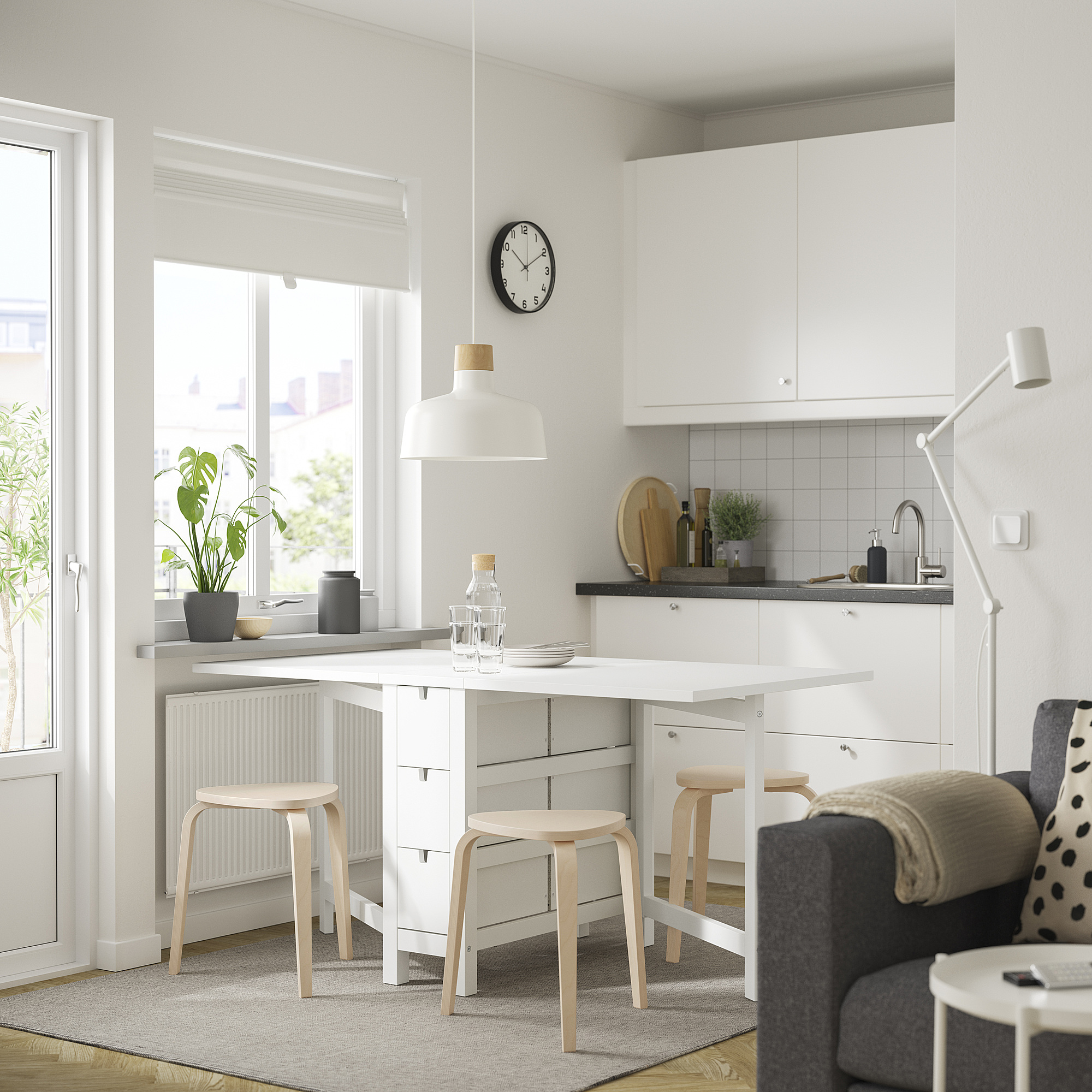 KYRRE/NORDEN table and 4 stools