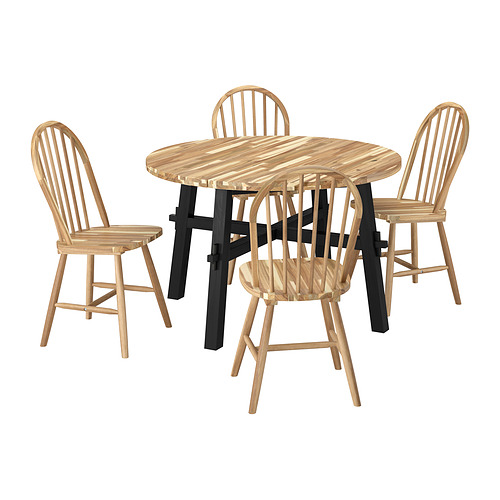 SKOGSTA 一檯四椅