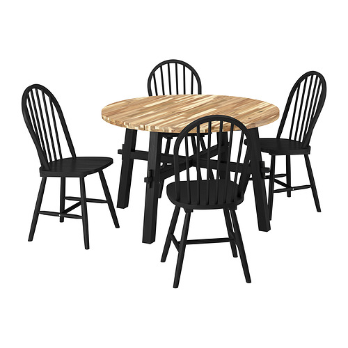 SKOGSTA 一檯四椅