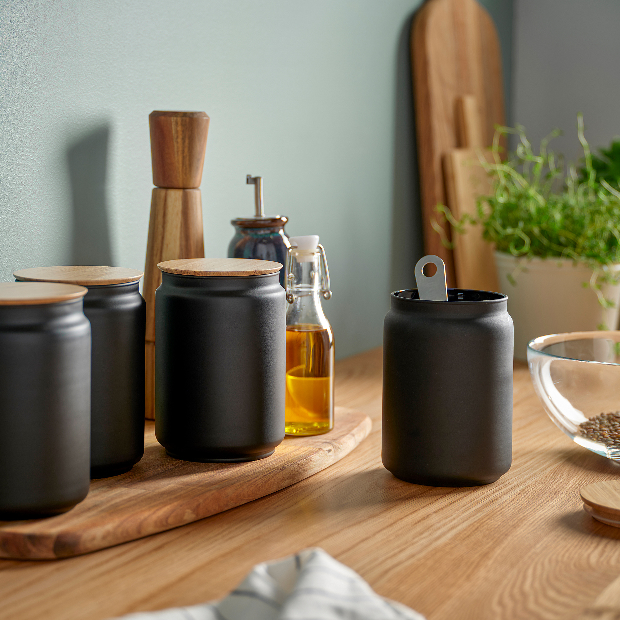 EKLATERA jar with lid