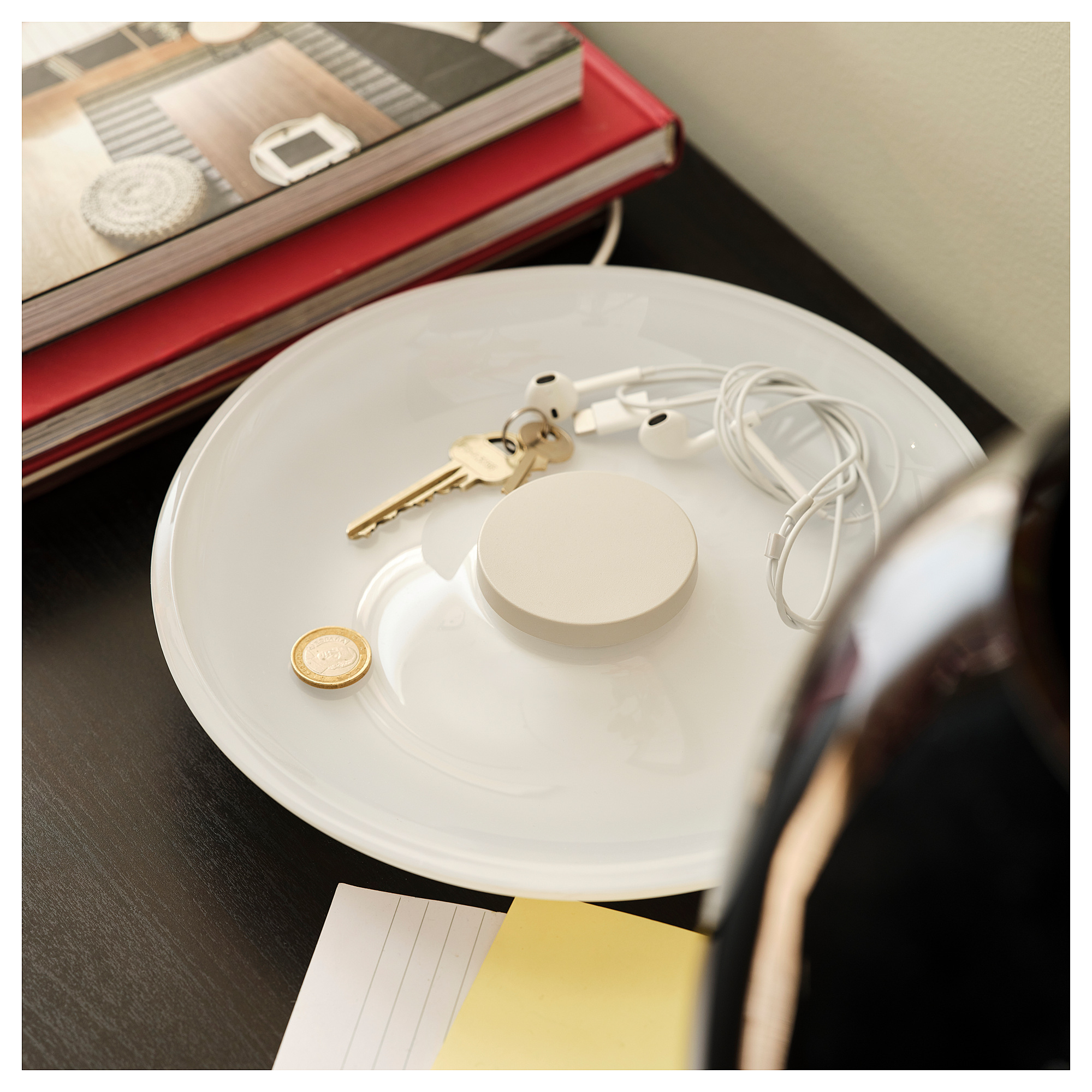 VÄSTMÄRKE wireless charger with lighting