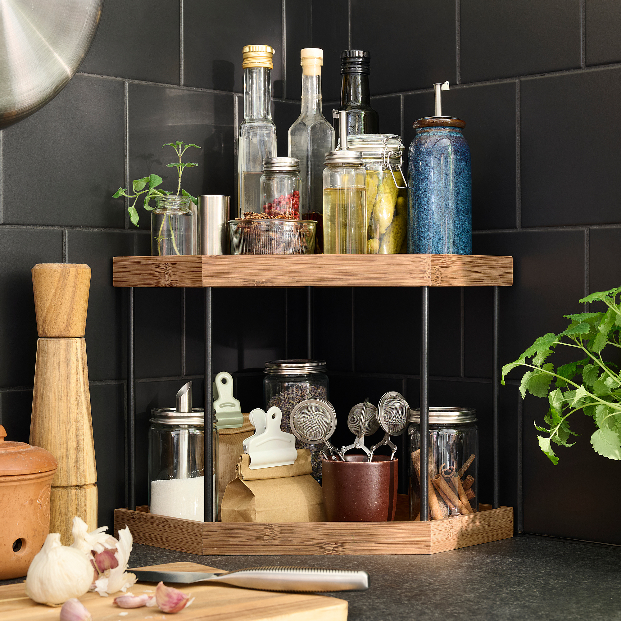 NÅLBLECKA corner shelf