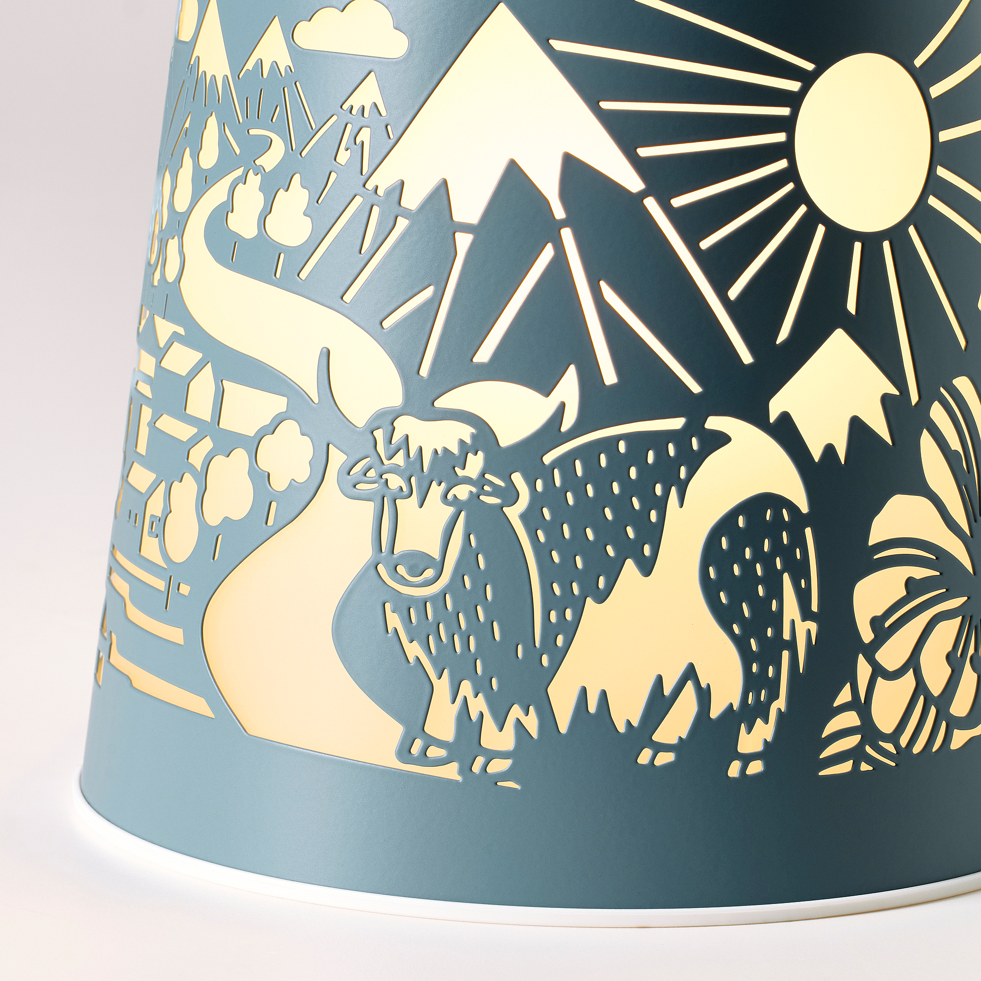 SOLSKUR LED table lamp