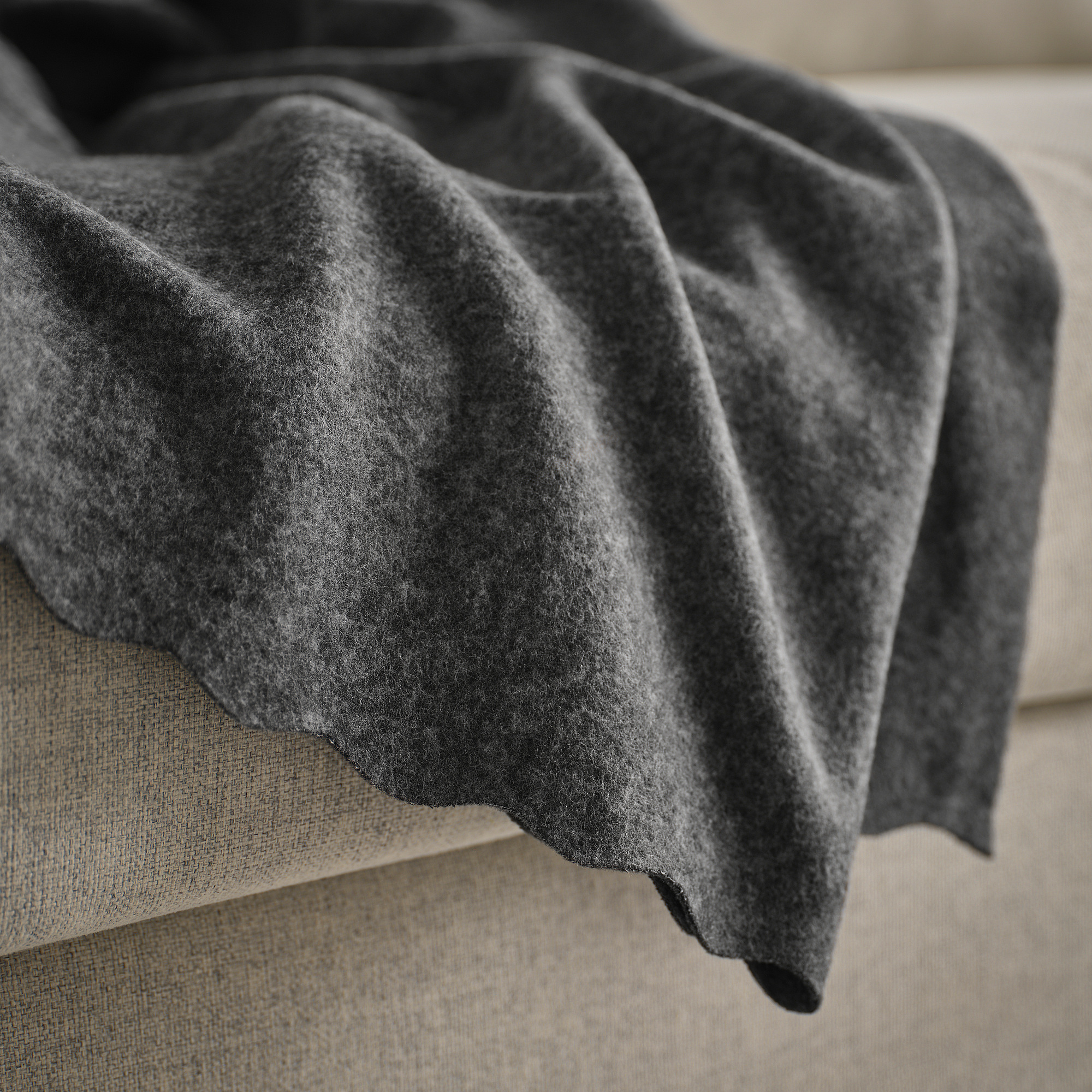 DAGGKÅPOR throw
