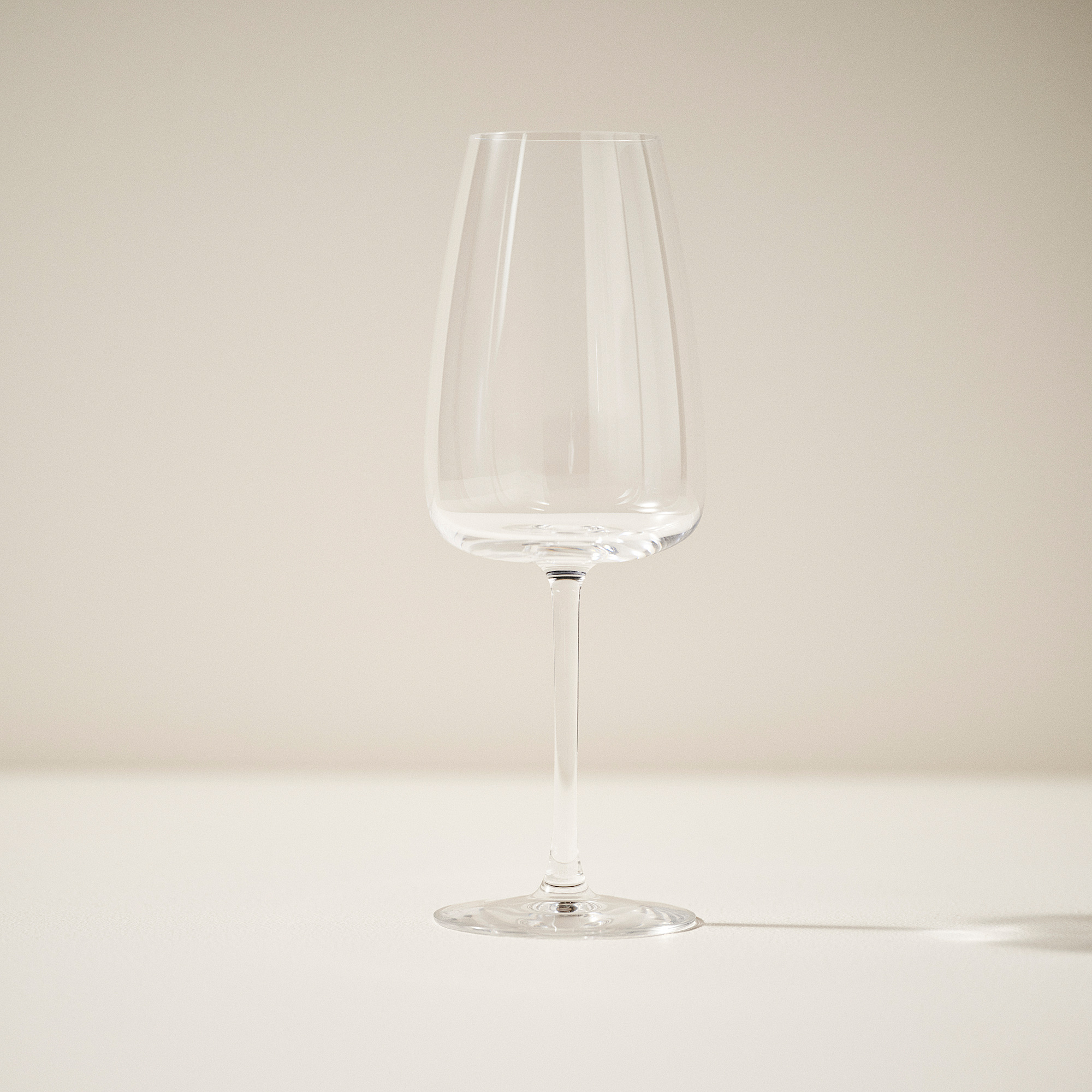 DYRGRIP white wine glass