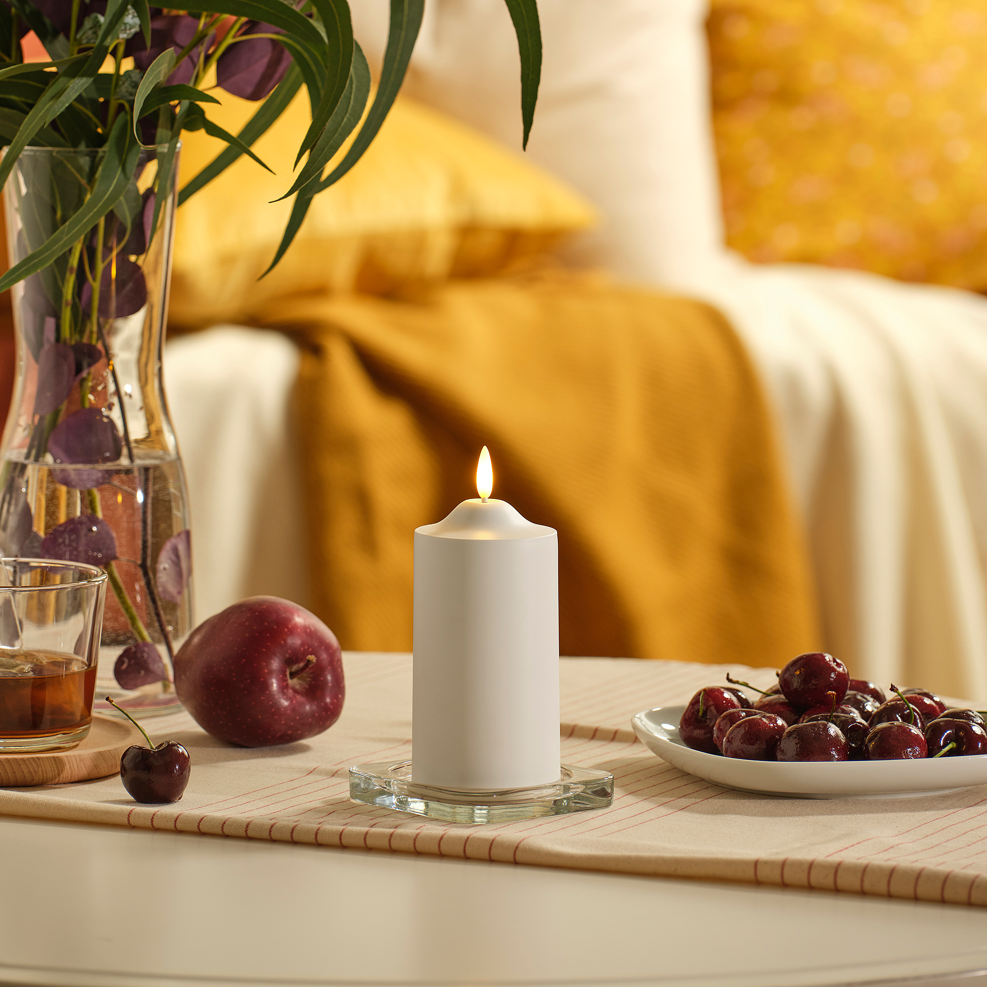 SMÅLOM LED pillar candle