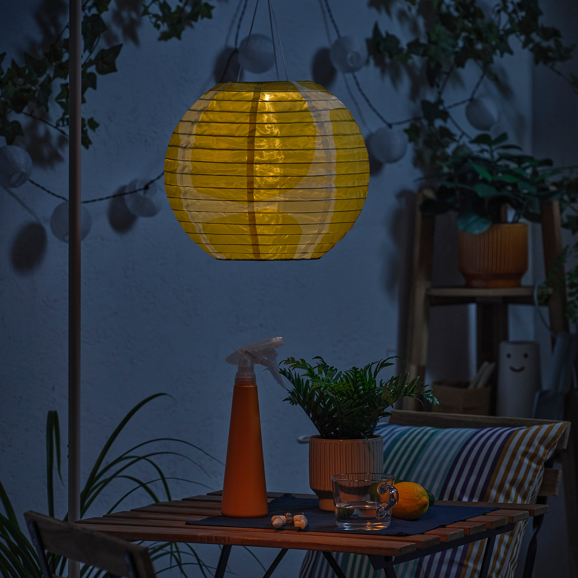 SOLVINDEN LED solar-powered pendant lamp