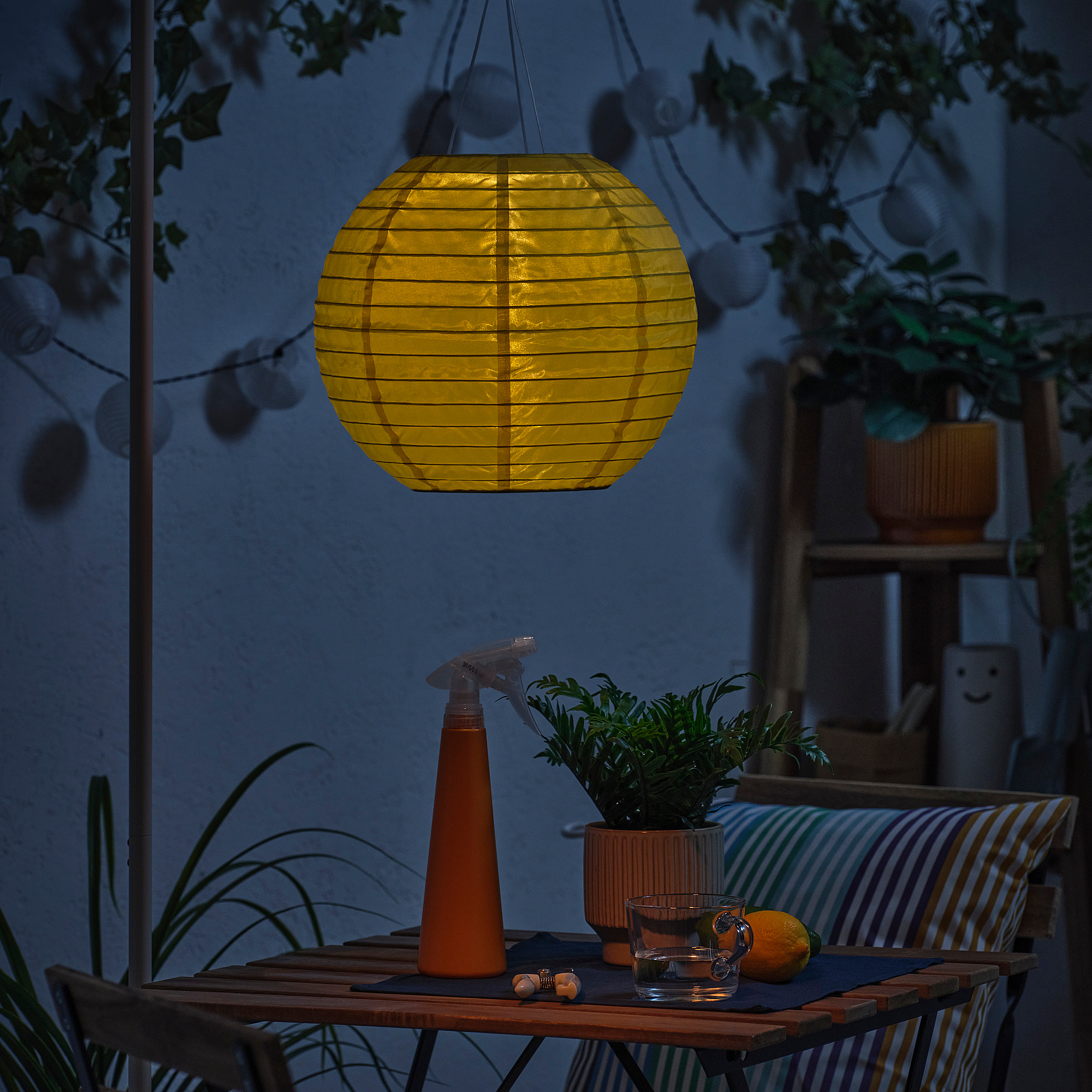 SOLVINDEN LED solar-powered pendant lamp