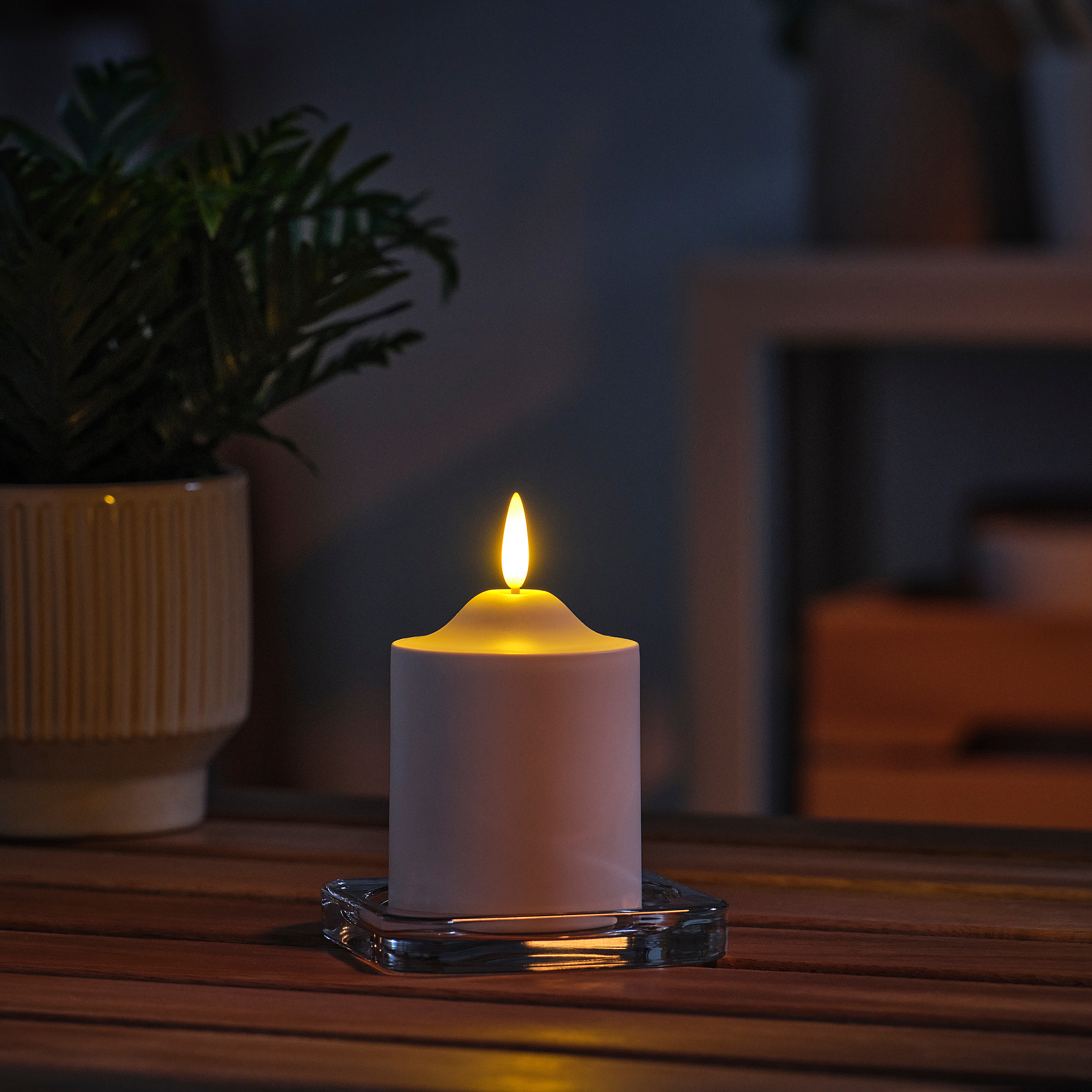 SMÅLOM LED pillar candle