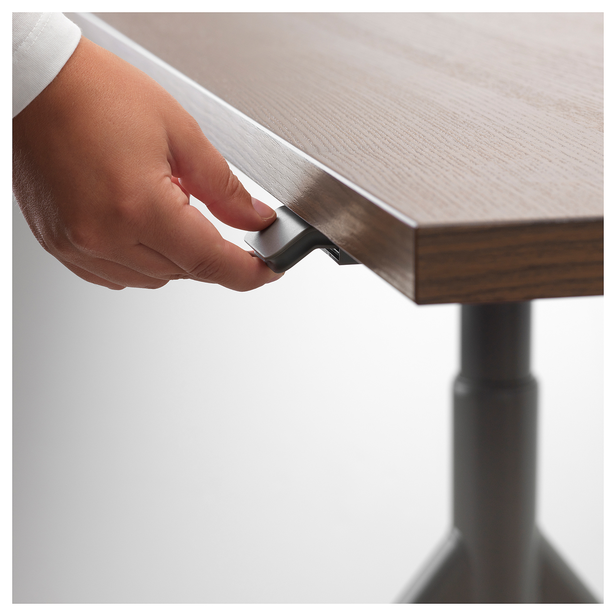 IDÅSEN desk sit/stand, brown/dark grey IKEA Hong Kong and Macau