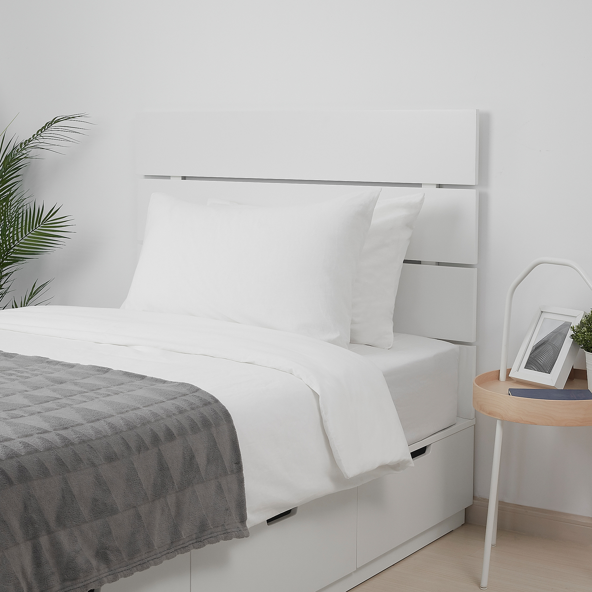 NORDLI bed frame w storage and headboard, white, small double (mattress size 120x183cm