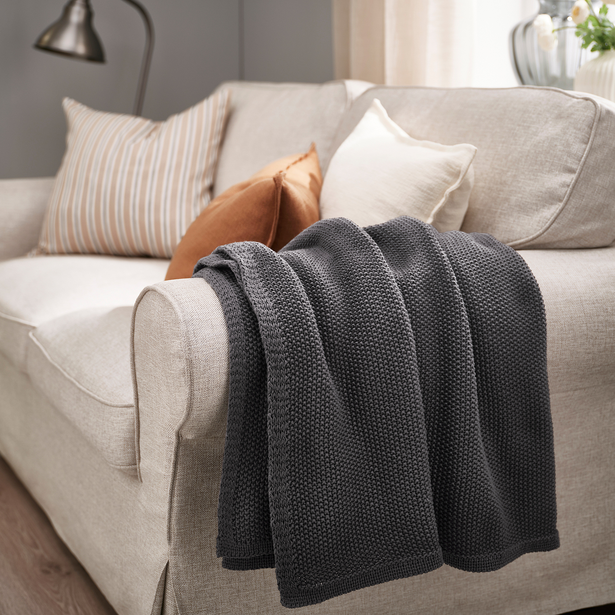 HUMLEMOTT throw