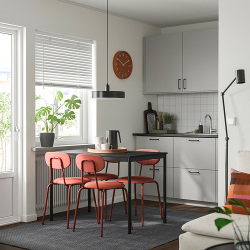 SANDSBERG 一檯四椅