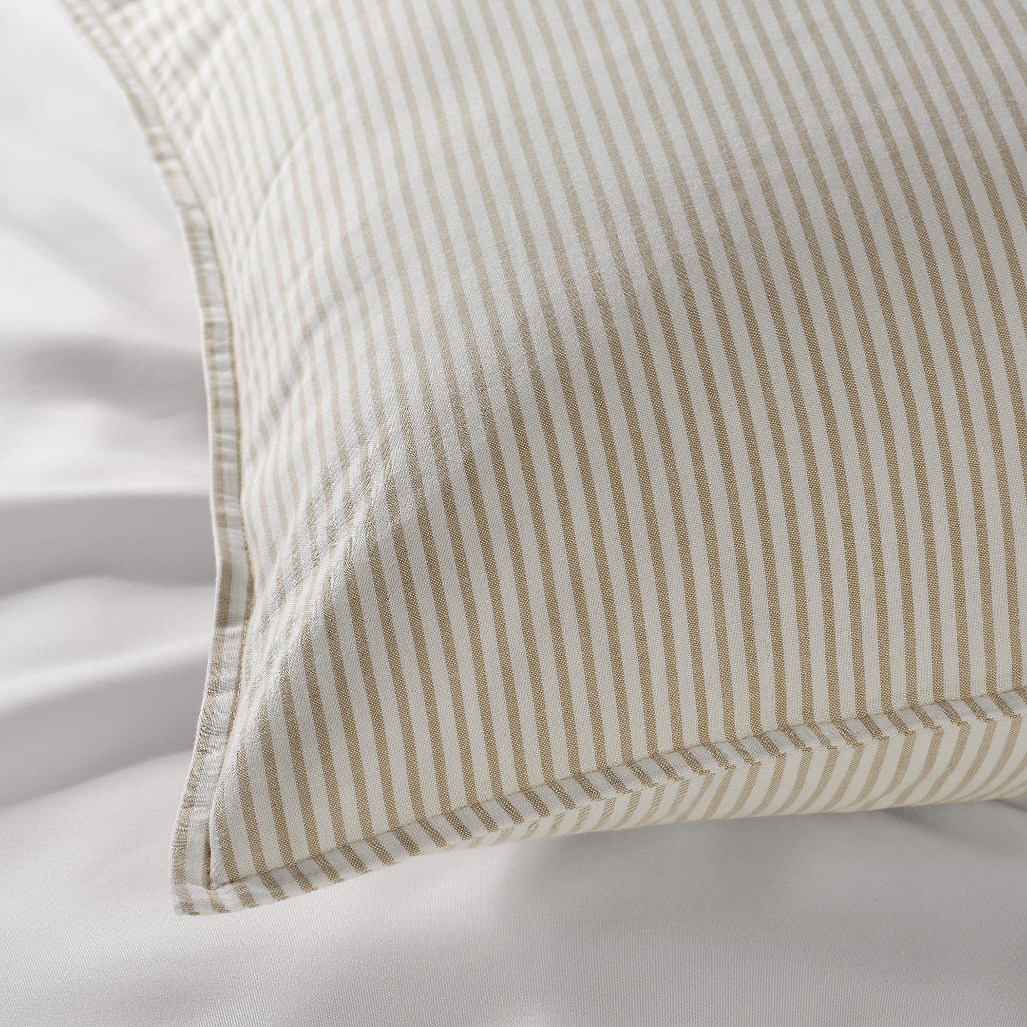 SOLFIBBLA pillowcase