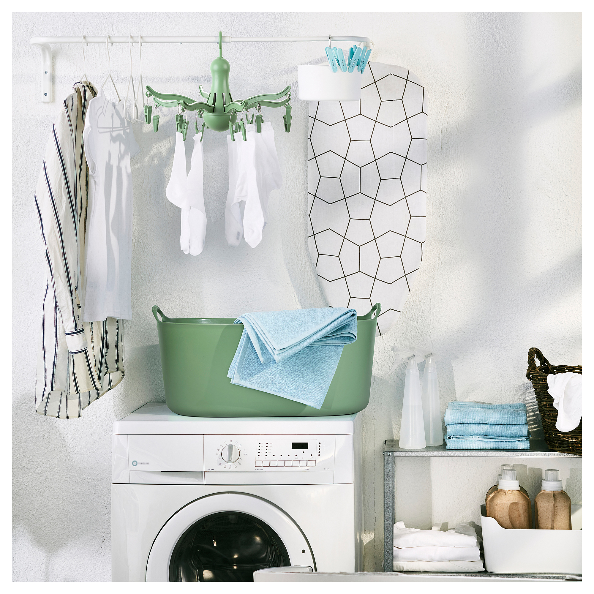 PRESSA hanging dryer 16 clothes pegs