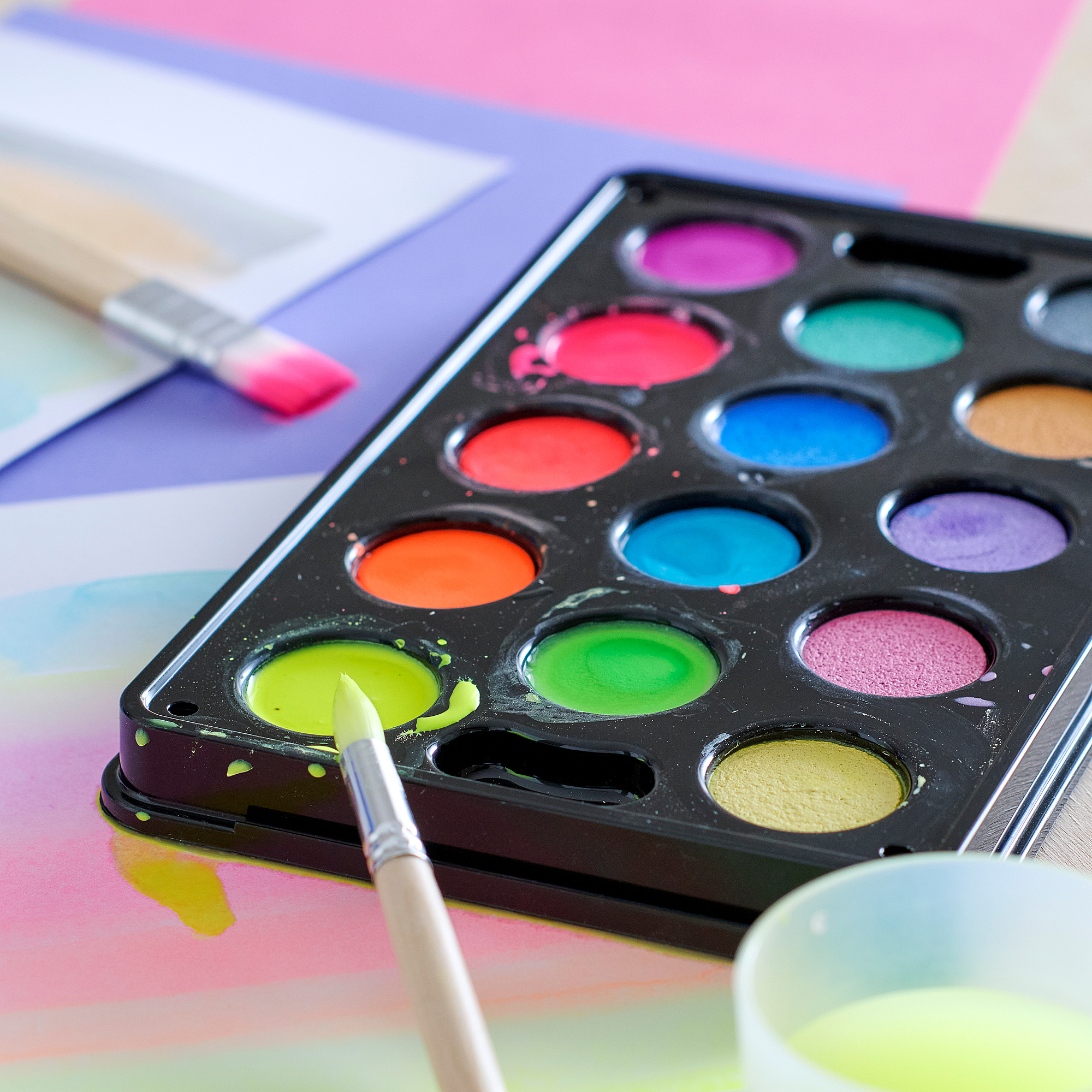 MÅLA watercolour box with 14 colours