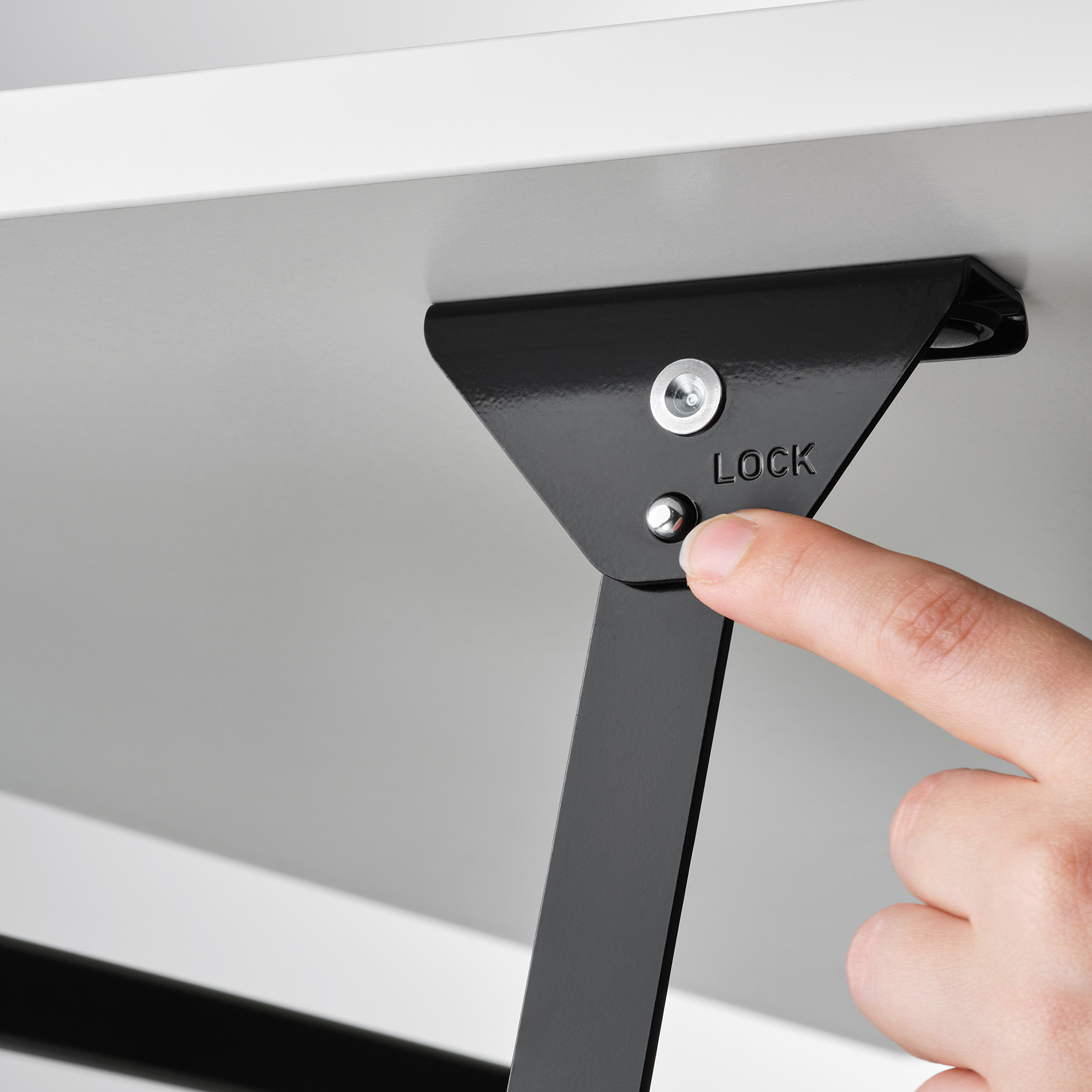 ÖSTAVALL adjustable coffee table
