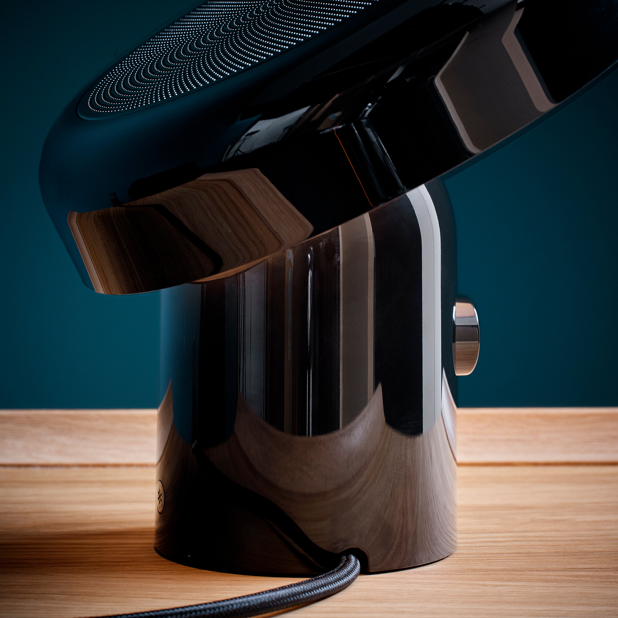 BLOMPRAKT Bluetooth speaker lamp
