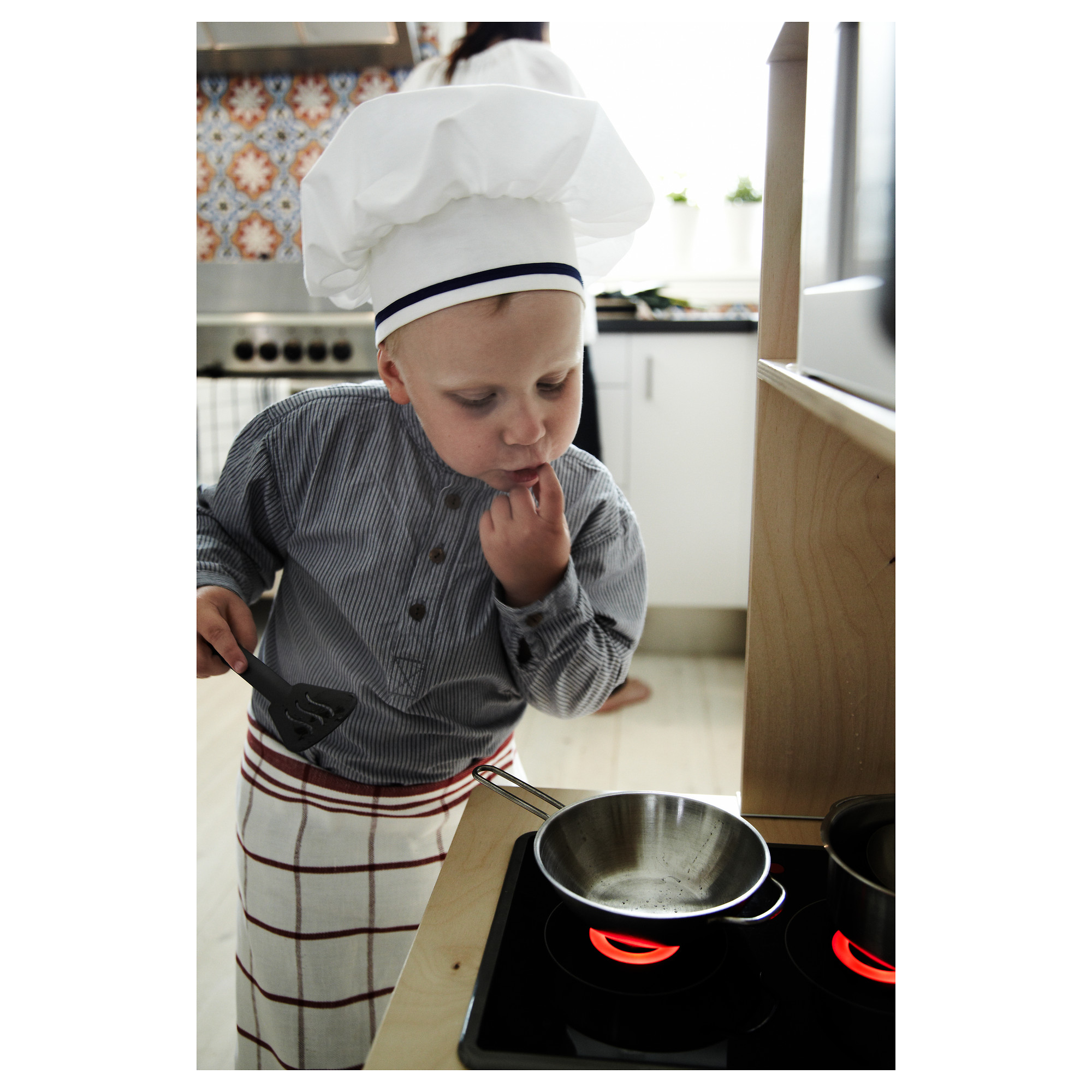 kids wooden kitchen utensils