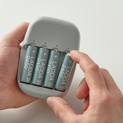 LADDA/STENKOL battery charger and 4 batteries