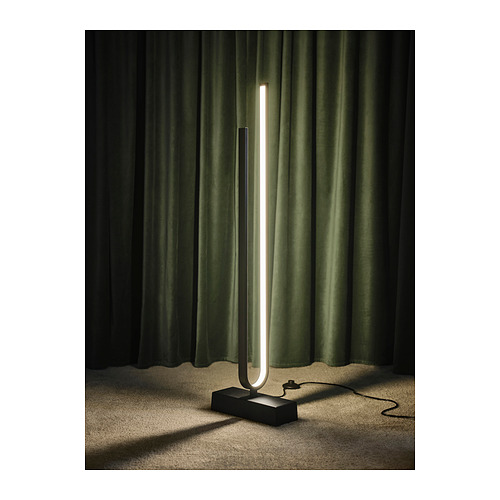 PILSKOTT LED floor lamp