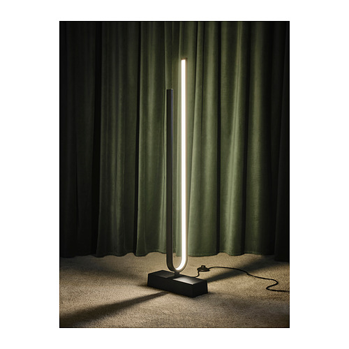 PILSKOTT LED floor lamp