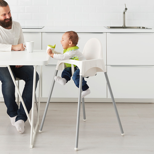 ANTILOP highchair with safety belt