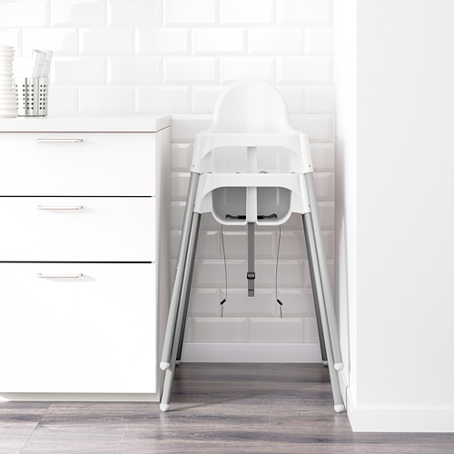 ANTILOP highchair with safety belt